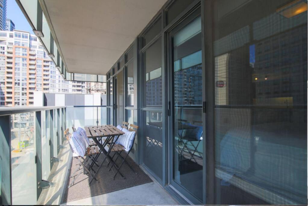 Toronto Lofts Apartment Exterior foto